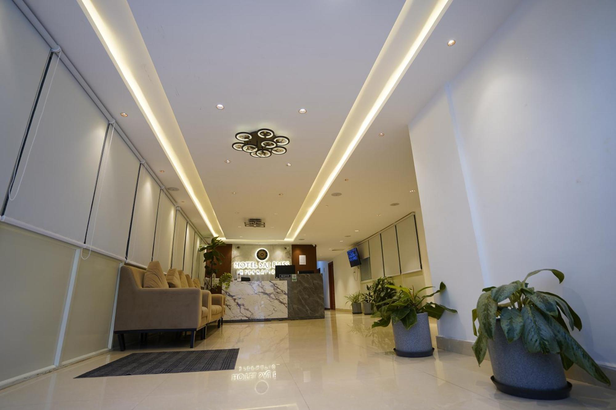 Sai Bliss Residency, Manyata Tech Park Hotel Bangalore Exterior foto